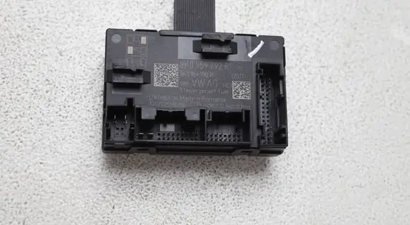 Audi Q5 SQ5 Door control unit/module 8K0959792R 8K0959792P