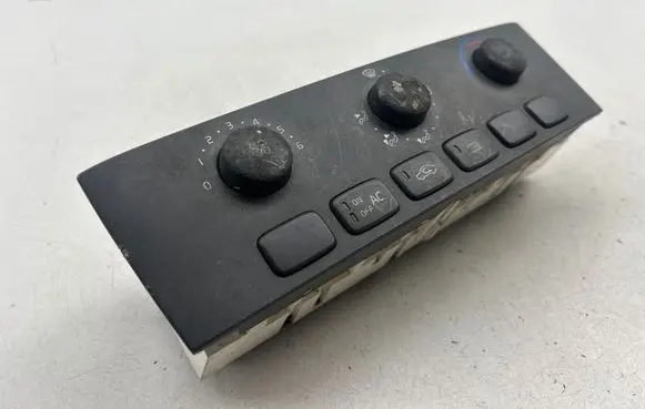 Volvo S40, V40 Climate control unit 0142700G04 C2008