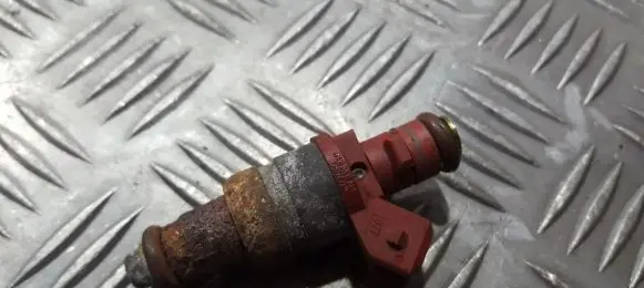 Mercedes-Benz E W210 Fuel injector 0000788523