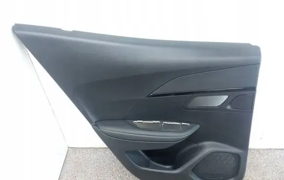 Peugeot 2008 II Front door card panel trim