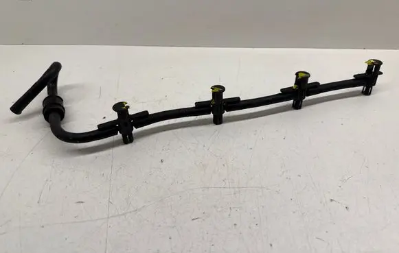 Audi A6 S6 C6 4F Fuel Injector clamp holder 