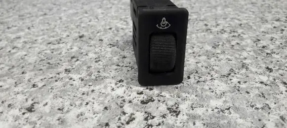 Nissan Primera Fog light switch 