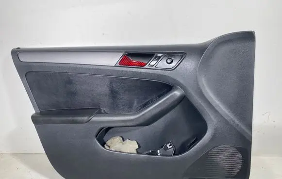 Volkswagen Jetta VI Front door card panel trim 5C7867011A 1008512X