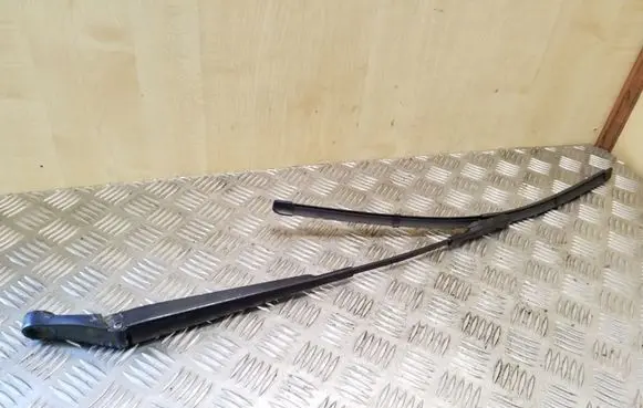 Opel Zafira B Front wiper blade arm