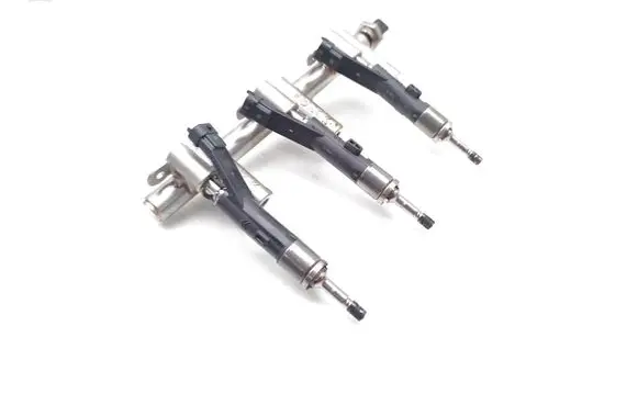 Opel Mokka B Fuel injectors set 9822715980 9811353880 9812191080