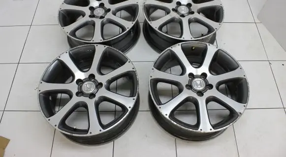R19 alloy rim