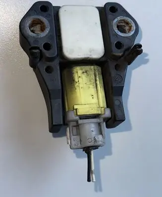 Lexus IS 220D-250-350 Airbag deployment crash/impact sensor 8917353040