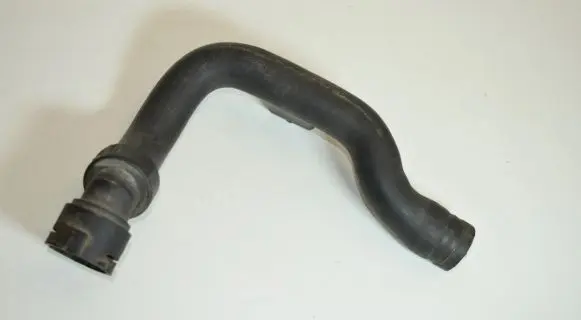 Audi A6 S6 C5 4B Engine coolant pipe/hose 8D0121101AD