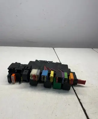 Mercedes-Benz S W220 Fuse module A0275454532 05045123