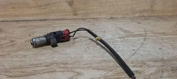 Volvo S70 V70 V70 XC ABS brake wheel speed sensor 6849311
