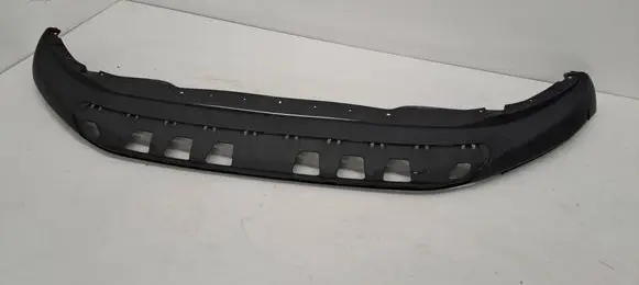 Front bumper lip