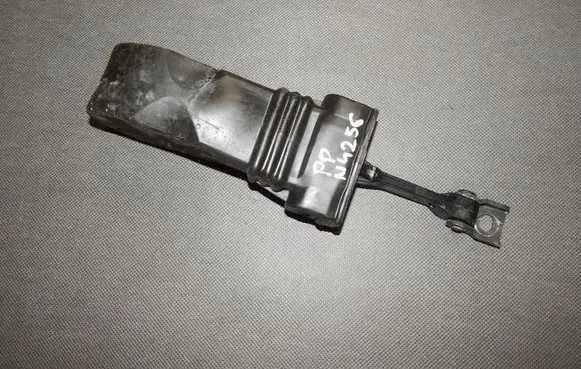 Audi A8 S8 D4 4H Front door check strap stopper 4H0837267