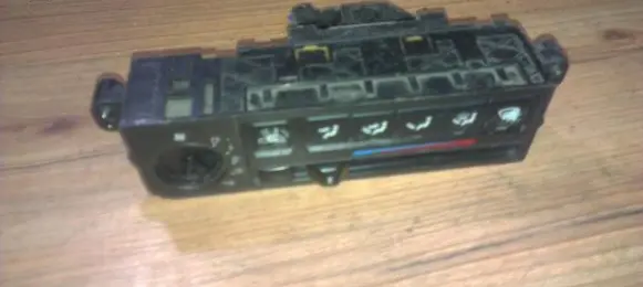 Nissan Primera Climate control unit d9908976902 d99089769-02
