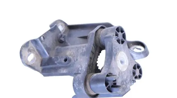 Mercedes-Benz CLS C218 X218 ABS pump bracket A2124300410
