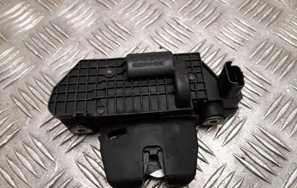 Opel Mokka B Tailgate/trunk/boot lock/catch/latch 9684848680