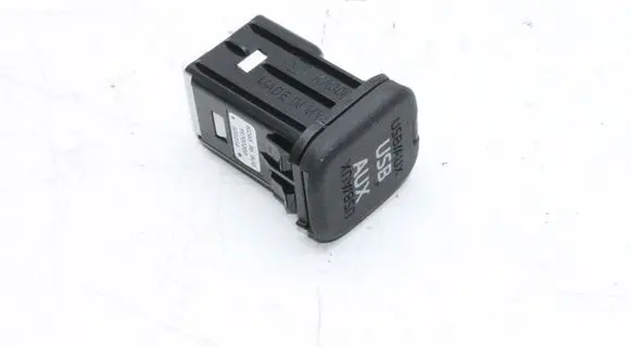 Mazda CX-5 AUX in-socket connector KD45669U0
