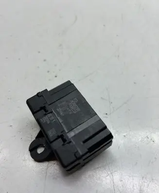 Citroen C5 Seat heating relay 9638053380 05395 9445536