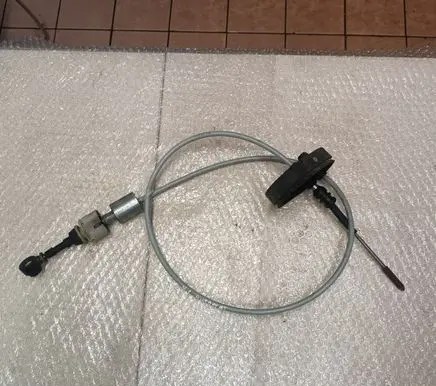 Opel Vectra C Gear shift cable linkage 13107493