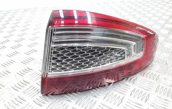 Ford Mondeo MK IV Rear/tail lights BS7113404A BS7113404C