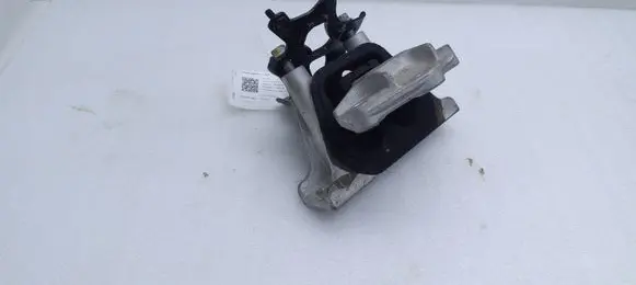 Suzuki SX4 S-Cross Gearbox mount