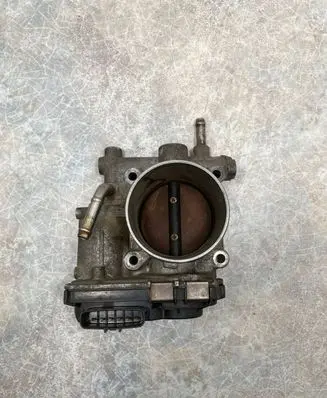 Subaru Legacy Throttle valve 16112AA010 3F050230