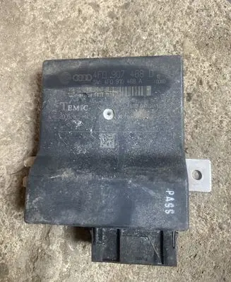 Audi A6 S6 C6 4F Gateway control module 4F0907468D
