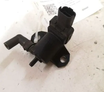 Volvo V40 Turbo solenoid valve 9688124580