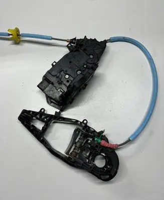 BMW 1 F40 Rear door lock 7956144 HT5122 17756710
