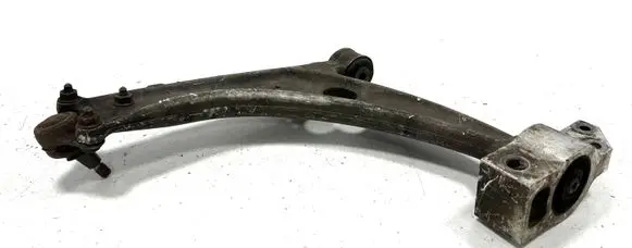 Volkswagen PASSAT B6 Front lower control arm/wishbone