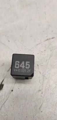 Volkswagen PASSAT B8 Other relay 4H0951253A V23136B0006X080