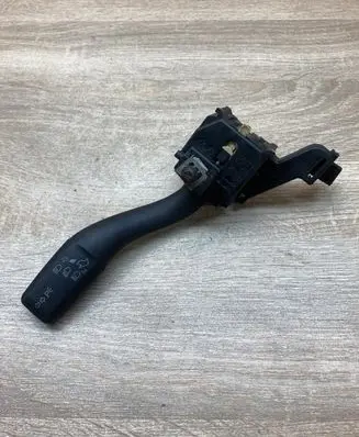 Audi A3 S3 8P Indicator stalk 8P0953513E