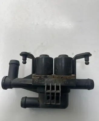 BMW 5 GT F07 Coolant heater control valve 9119164 090805 1147