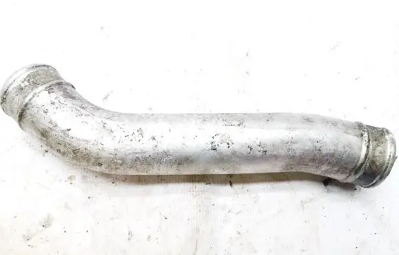 BMW 5 E39 Intercooler hose/pipe