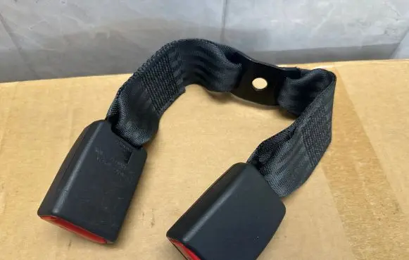 Ford Ranger Rear seatbelt buckle AB3926611C72ABW