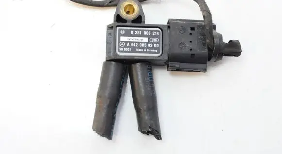 Renault Megane III Exhaust gas pressure sensor 0281006214 A6429050200