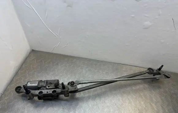 Audi Q7 4L Front wiper linkage and motor 4L1955119A