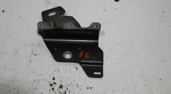 Porsche 992 Fender mounting bracket 992821139 03S3723 003L