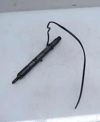 Audi A6 S6 C5 4B Fuel injector 059130202B