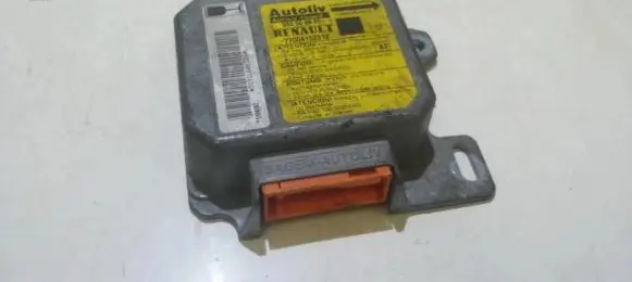 Renault Scenic I Airbag control unit/module 550509900 7700415231j
