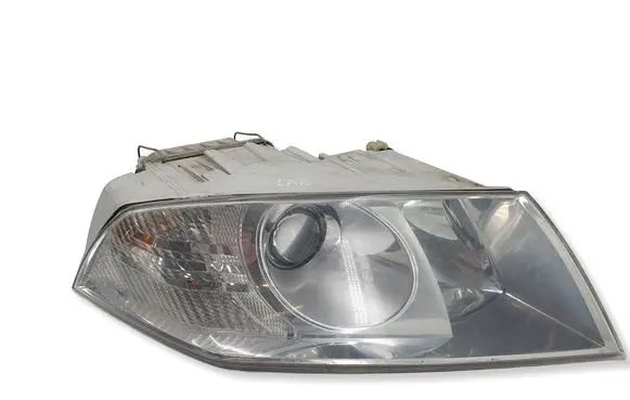 Skoda Octavia Mk2 (1Z) Headlight/headlamp 1Z1941016B VP4SHX13005CAG