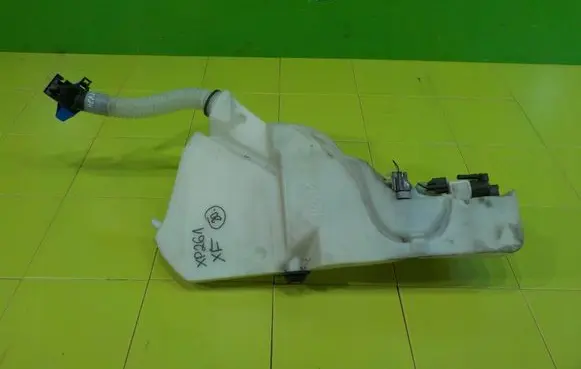 Jaguar XF X260 Windshield washer fluid reservoir/tank GX7317B613DB XP261