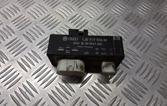 Seat Cordoba (6L) Coolant fan relay 1J0919506M
