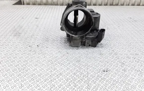 Volkswagen Jetta V Throttle valve 03G128063C