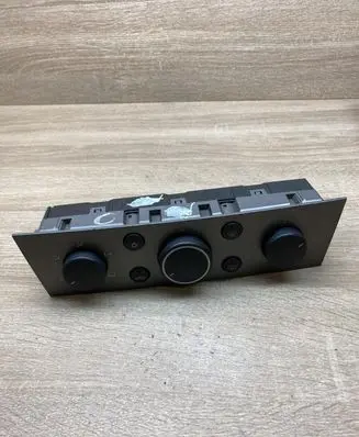 Opel Vectra C Climate control unit 74670703