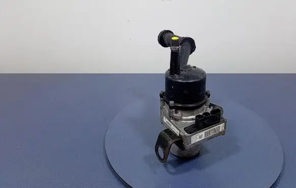 Citroen C4 Grand Picasso Power steering pump 9813547780