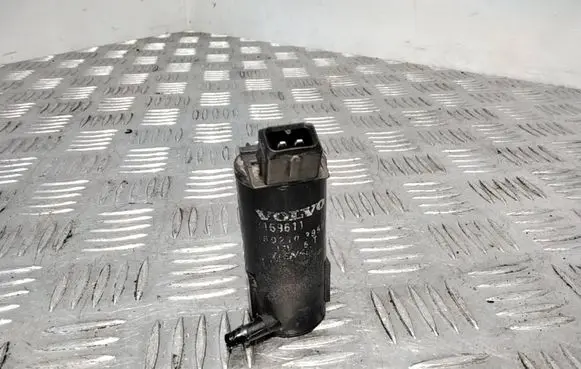 Volvo S80 Windscreen/windshield washer pump