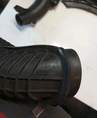 Volvo V50 Intercooler hose/pipe 7M519A673