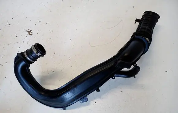 Ford Mondeo MK V Air intake hose/pipe DS739C623G