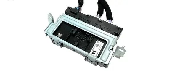 Nissan Qashqai J12 Other control units/modules 284Y06RZ1C 33070