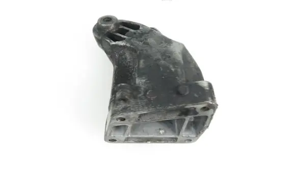 Mercedes-Benz E W212 Engine mounting bracket A6422233404
